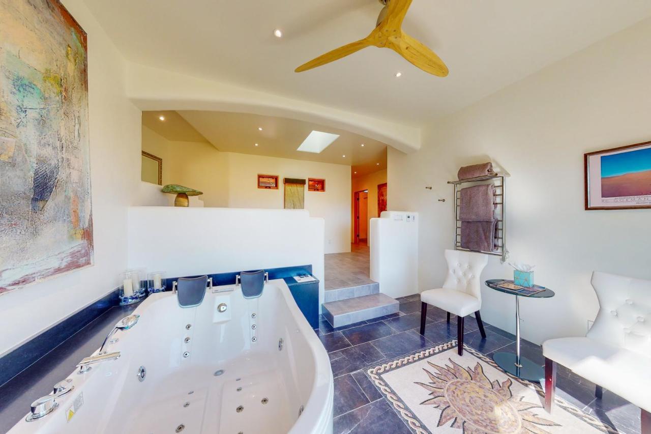 Cottam Pines A Villa Taos Exterior photo